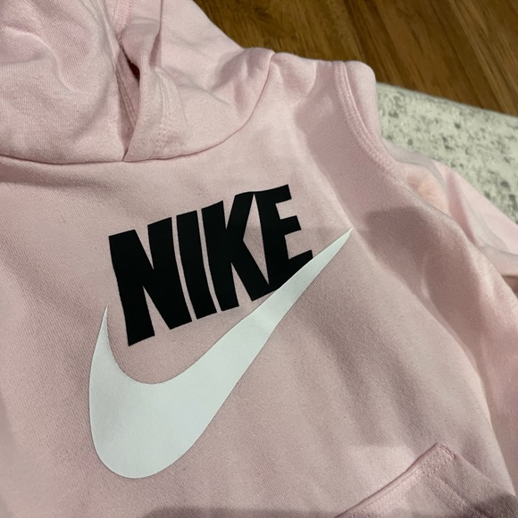 Nike sweat suit. Light pink. - Picture 7 of 7